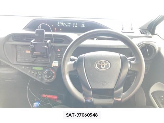 Toyota AQUA 2014-11 7615004-11