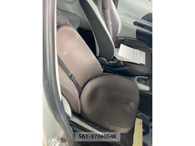 Toyota AQUA 2014-11 7615004-12
