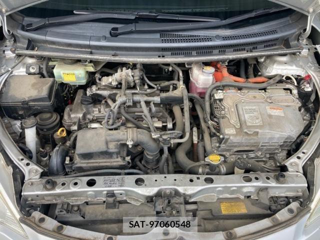 Toyota AQUA 2014-11 7615004-16
