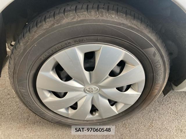 Toyota AQUA 2014-11 7615004-5