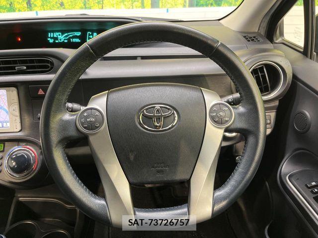 Toyota AQUA 2013-10 7614971-10
