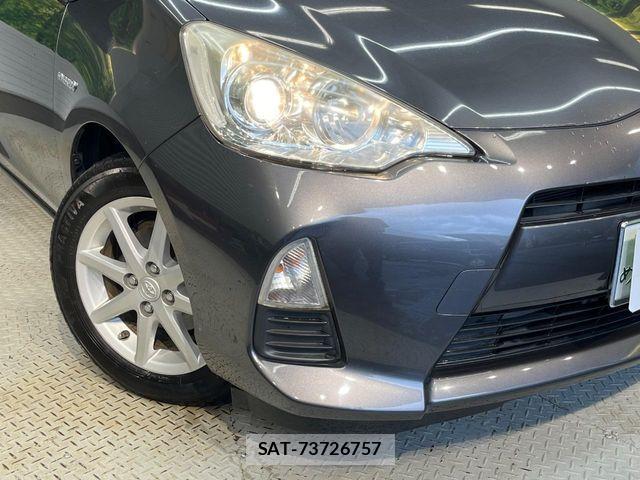 Toyota AQUA 2013-10 7614971-11