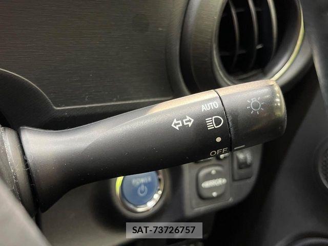 Toyota AQUA 2013-10 7614971-6