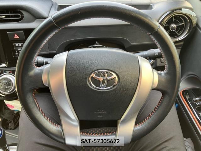 Toyota AQUA 2015-03 7614987-9