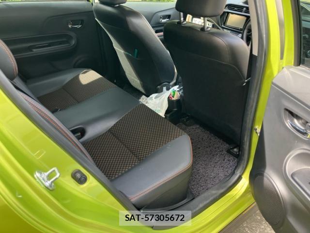 Toyota AQUA 2015-03 7614987-12