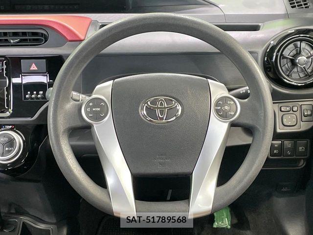 Toyota AQUA 2015-12 7614984-10