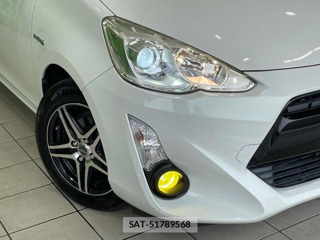 Toyota AQUA 2015-12 7614984-11