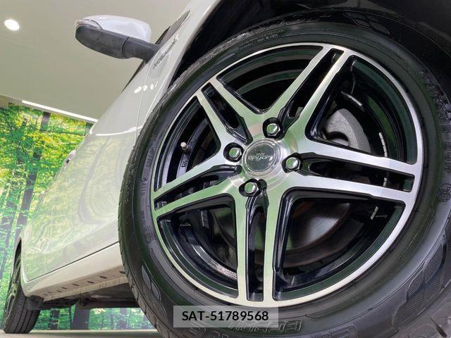 Toyota AQUA 2015-12 7614984-12