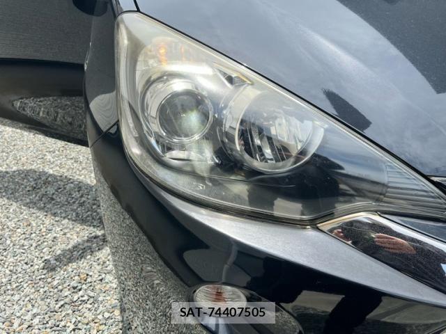 Toyota AQUA 2014-09 7614980-13