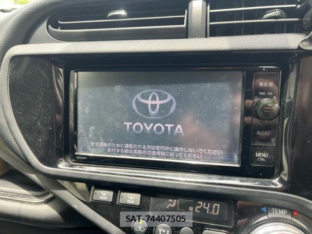 Toyota AQUA 2014-09 7614980-14