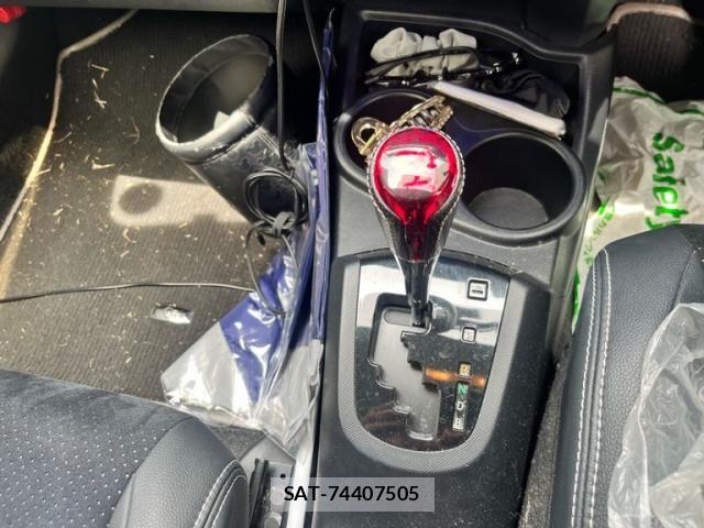 Toyota AQUA 2014-09 7614980-16