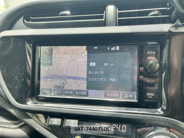 Toyota AQUA 2014-09 7614980-19