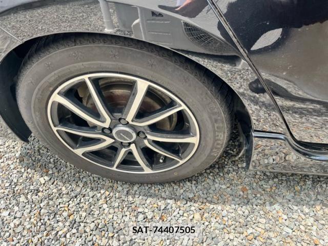 Toyota AQUA 2014-09 7614980-2
