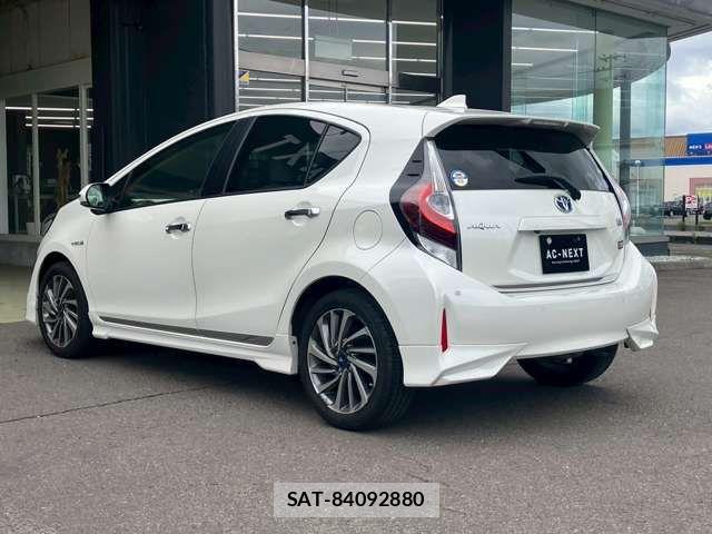 Toyota AQUA 2020-05 7614931-18