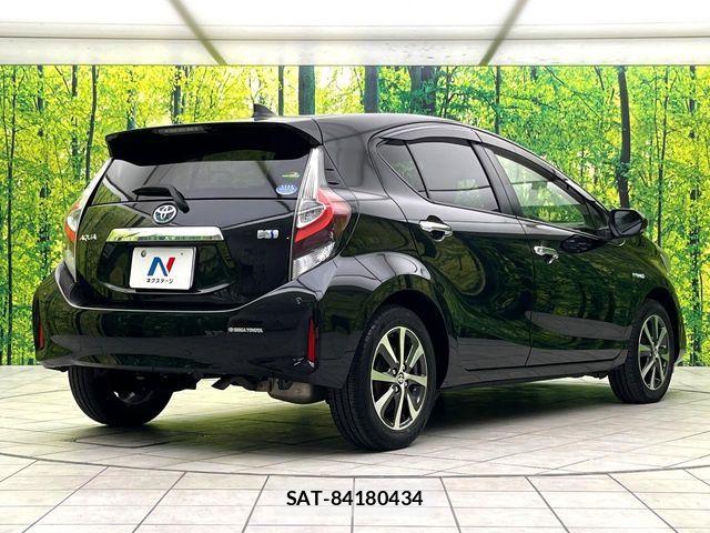 Toyota AQUA 2019-07 7614947-16