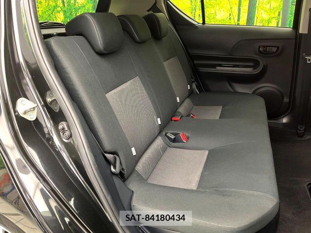 Toyota AQUA 2019-07 7614947-8