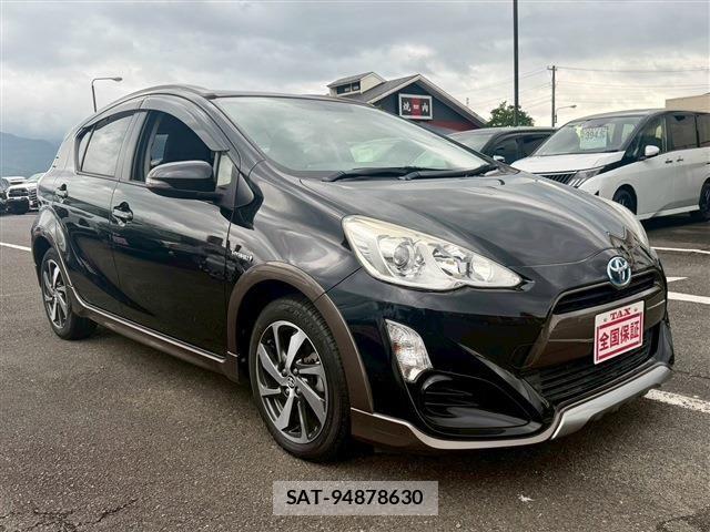 Toyota AQUA 2015-03 7614949-0