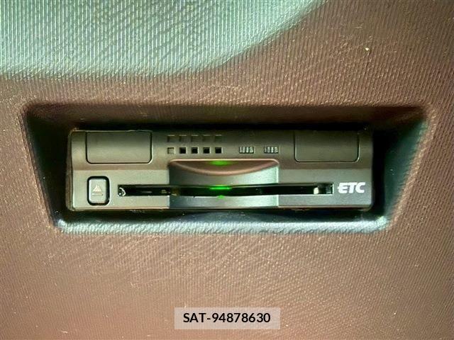 Toyota AQUA 2015-03 7614949-12