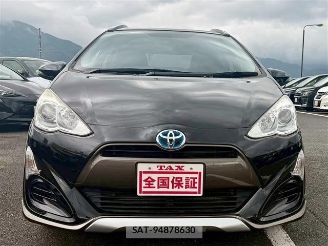 Toyota AQUA 2015-03 7614949-28
