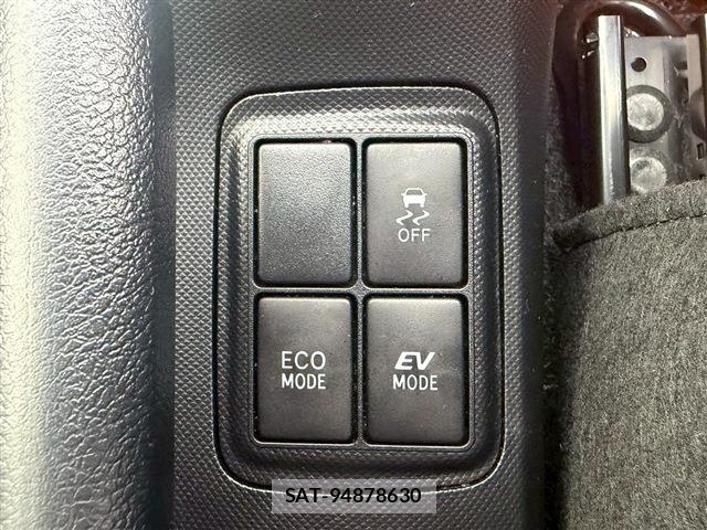 Toyota AQUA 2015-03 7614949-8