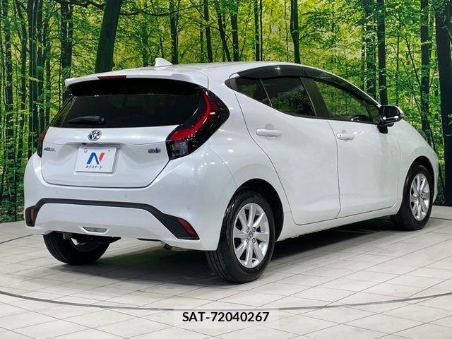 Toyota AQUA 2021-07 7614929-16