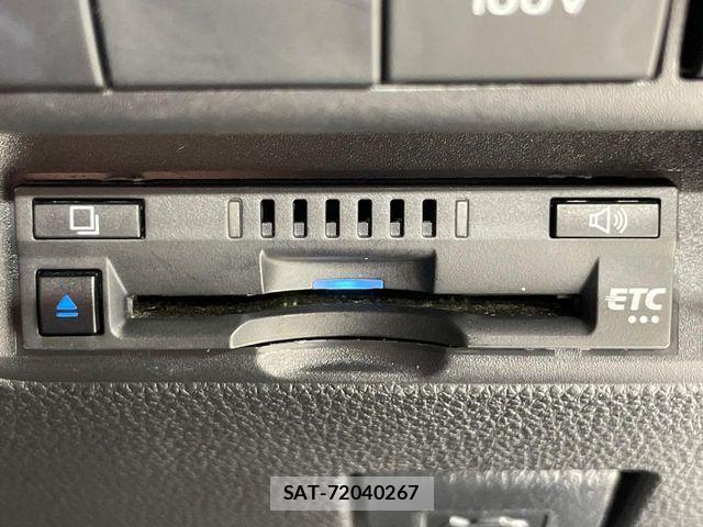 Toyota AQUA 2021-07 7614929-5