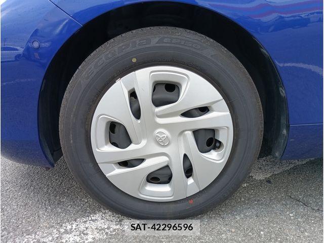 Toyota AQUA 2021-08 7614939-11
