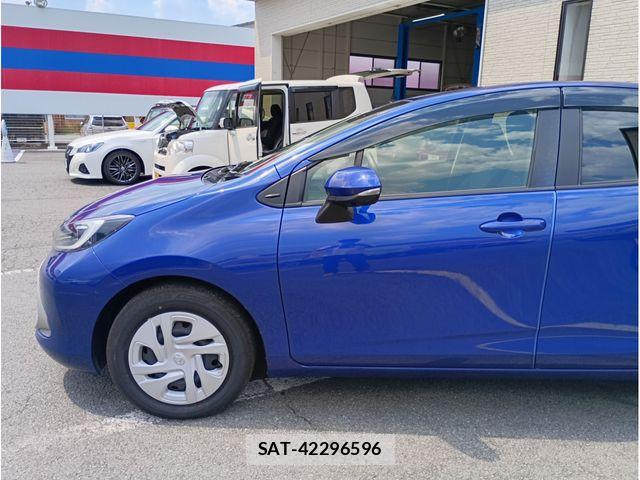 Toyota AQUA 2021-08 7614939-8