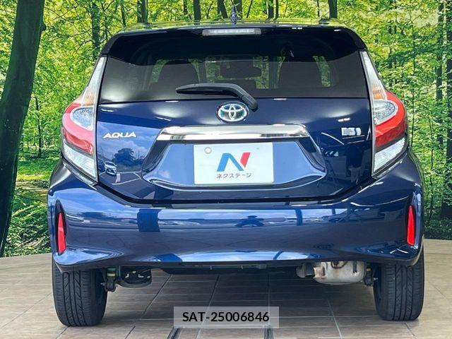 Toyota AQUA 2018-06 7614955-14