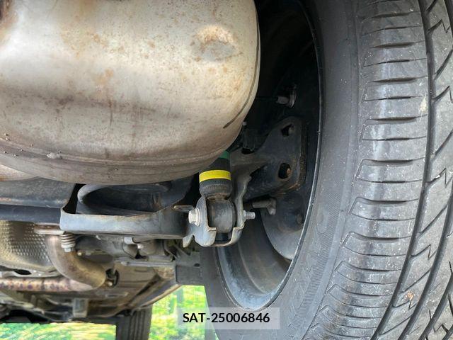 Toyota AQUA 2018-06 7614955-19
