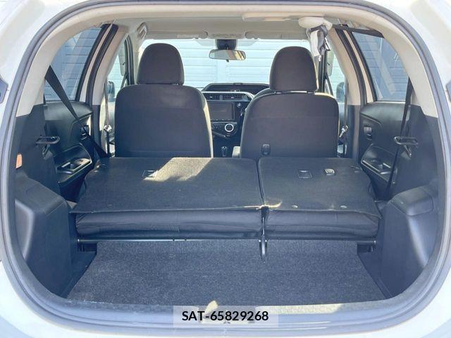 Toyota AQUA 2018-01 7614964-9