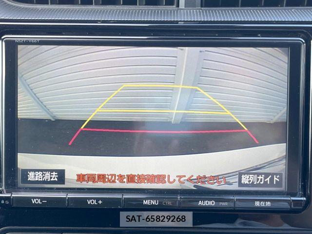 Toyota AQUA 2018-01 7614964-3