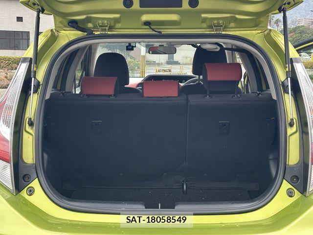 Toyota AQUA 2015-05 7614981-18
