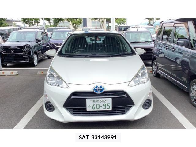 Toyota AQUA 2015-09 7614994-0