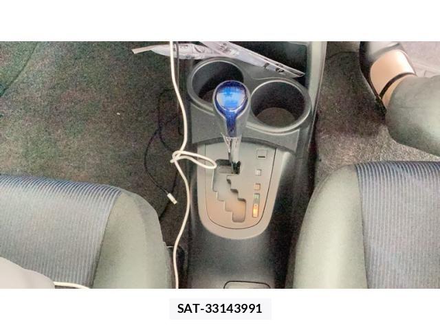 Toyota AQUA 2015-09 7614994-19