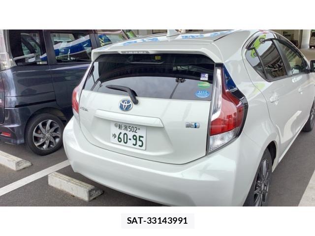 Toyota AQUA 2015-09 7614994-4