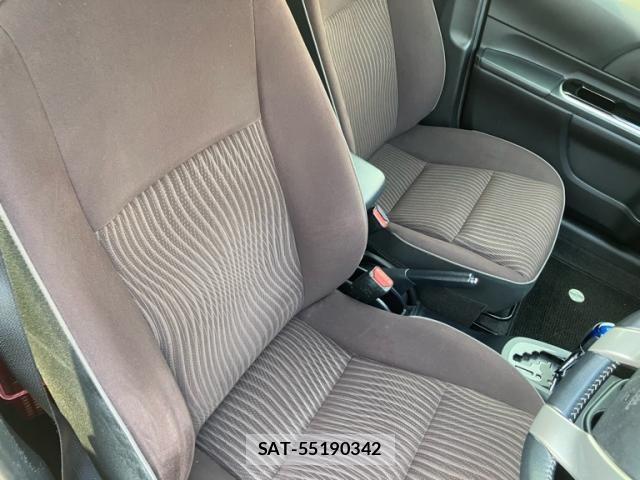 Toyota AQUA 2016-04 7614974-14