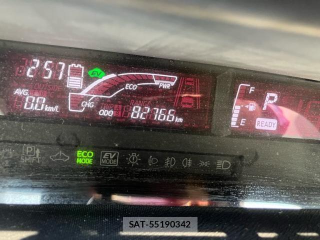 Toyota AQUA 2016-04 7614974-20