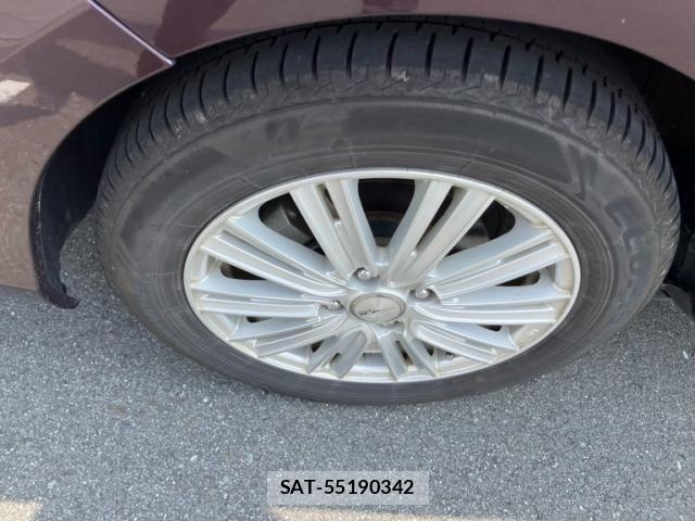 Toyota AQUA 2016-04 7614974-2