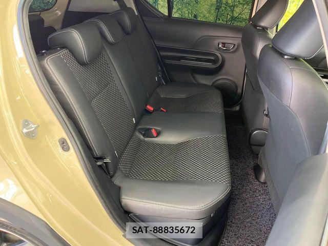 Toyota AQUA 2017-07 7614945-9