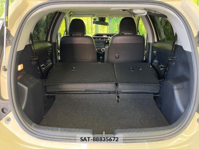 Toyota AQUA 2017-07 7614945-10