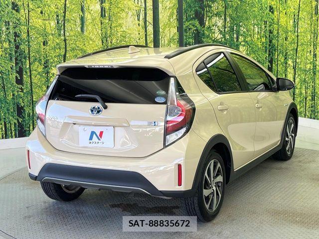 Toyota AQUA 2017-07 7614945-17
