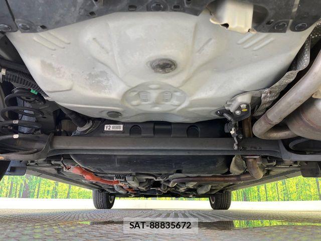 Toyota AQUA 2017-07 7614945-19