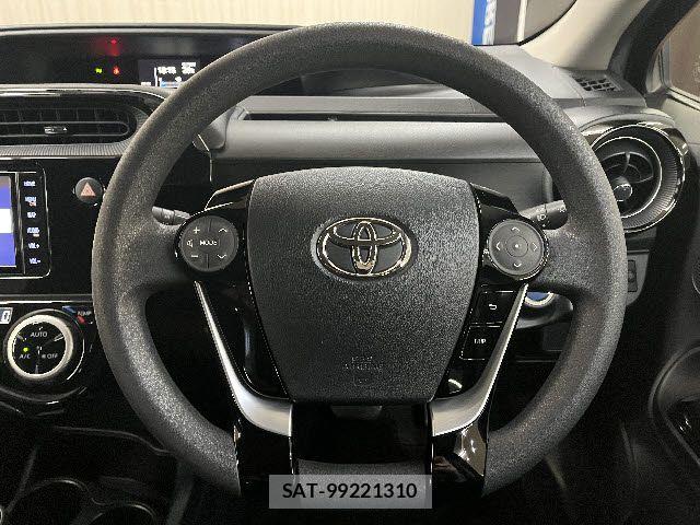 Toyota AQUA 2019-02 7614951-13