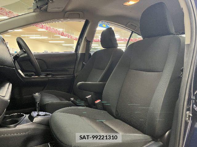 Toyota AQUA 2019-02 7614951-18
