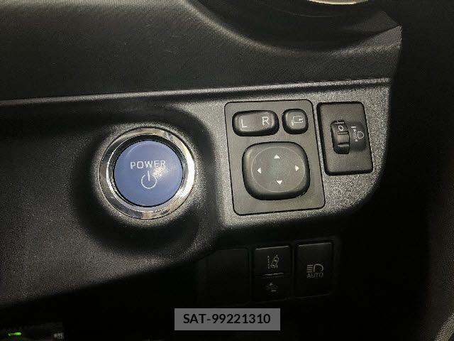Toyota AQUA 2019-02 7614951-25