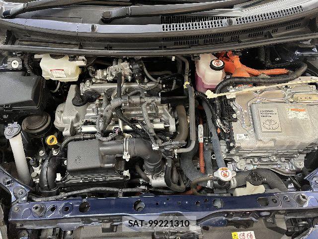 Toyota AQUA 2019-02 7614951-27
