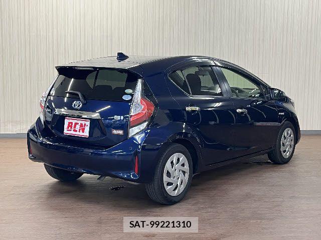 Toyota AQUA 2019-02 7614951-2