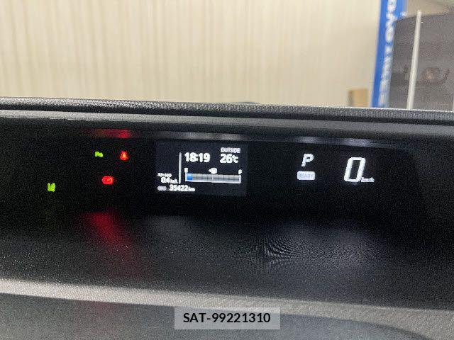 Toyota AQUA 2019-02 7614951-7