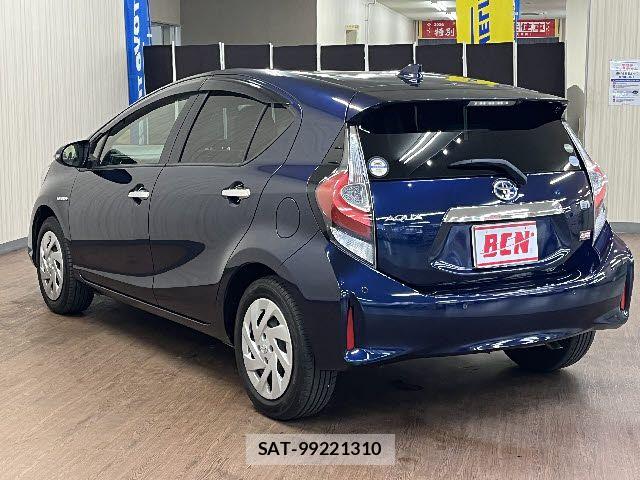 Toyota AQUA 2019-02 7614951-8